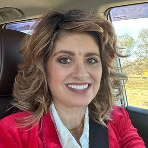 Meet your Posher, Janet